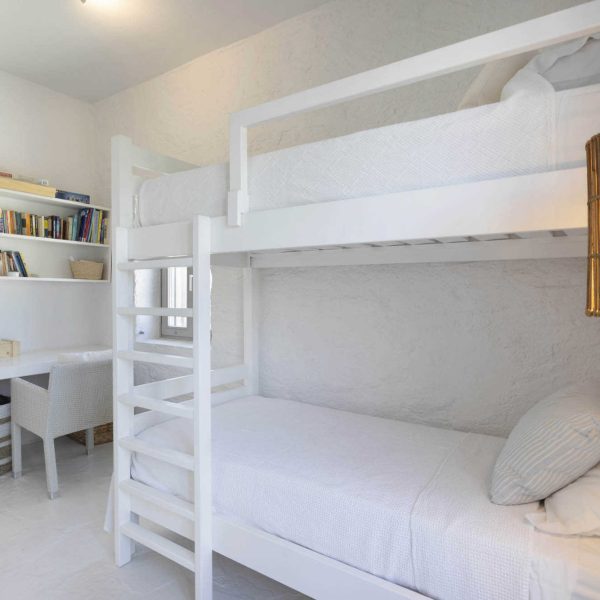 Villa in Paros Oneiro (43)